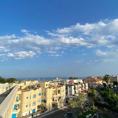Beda House Giardini Naxos